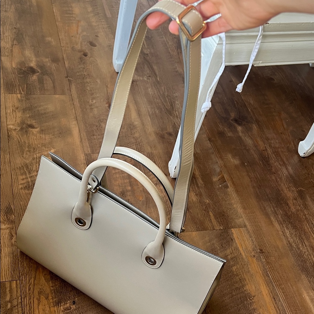 Jimmy Choo Cream Leather Tote Top Handles & long strap included - Picture 8 of 8